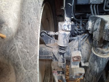 Tracteur VALTRA G135 - photo 5