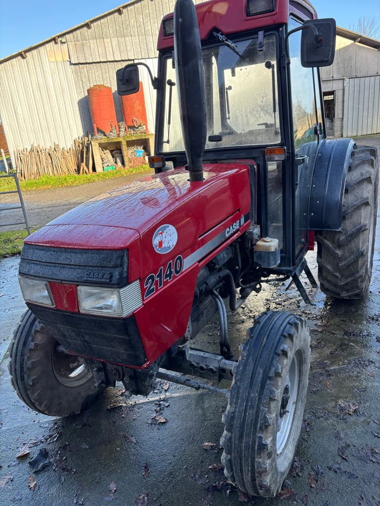 Tracteur CASE IH 2140 - photo principale