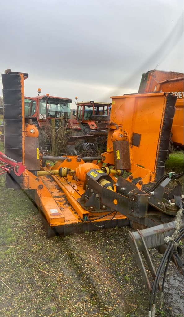 697333076318c70c05cdd30b