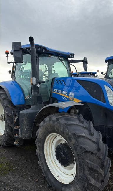 Tracteur NEW HOLLAND T7.245 - photo 2