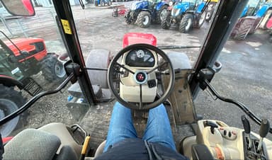 Tracteur MASSEY FERGUSON 7714 DYNA-4 ESSENTIAL - photo 2