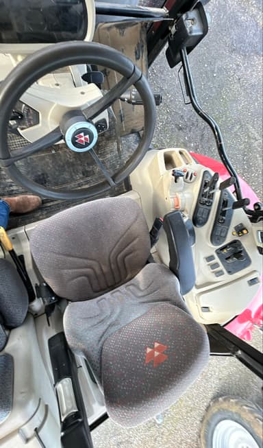 Tracteur MASSEY FERGUSON 7714 DYNA-4 ESSENTIAL - photo 3