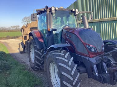Tracteur VALTRA N104  - photo 2