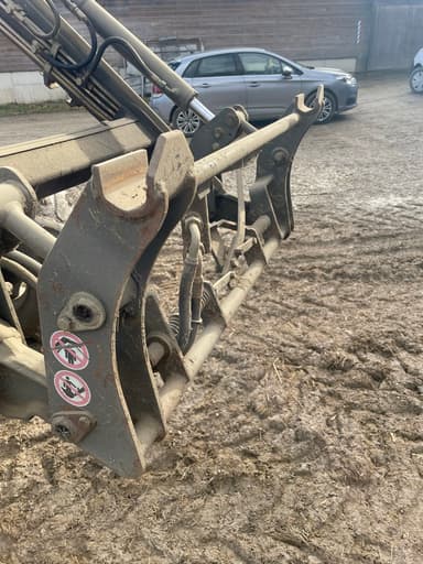 Tracteur chargeur CASE IH CS 75 - photo 5