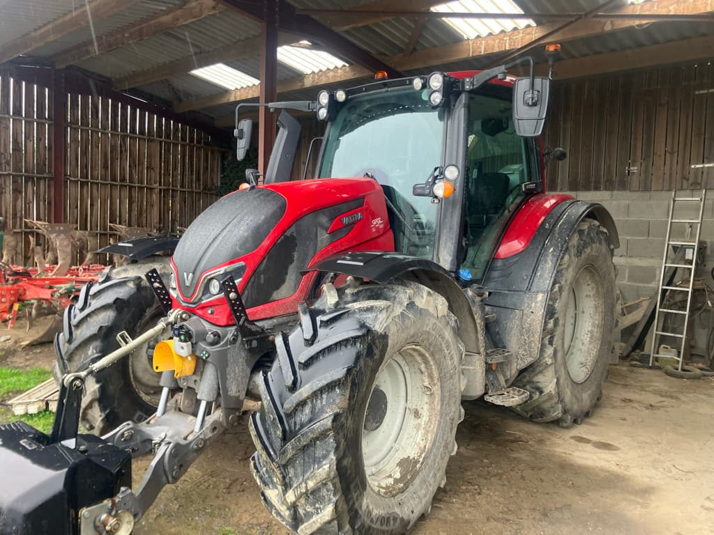 Tracteur VALTRA N155V - photo principale