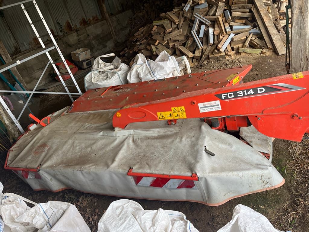 Faucheuse conditionneuse KUHN Fc314d - photo principale