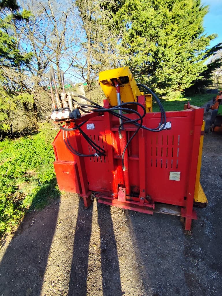 69c6808288c84996884fe102