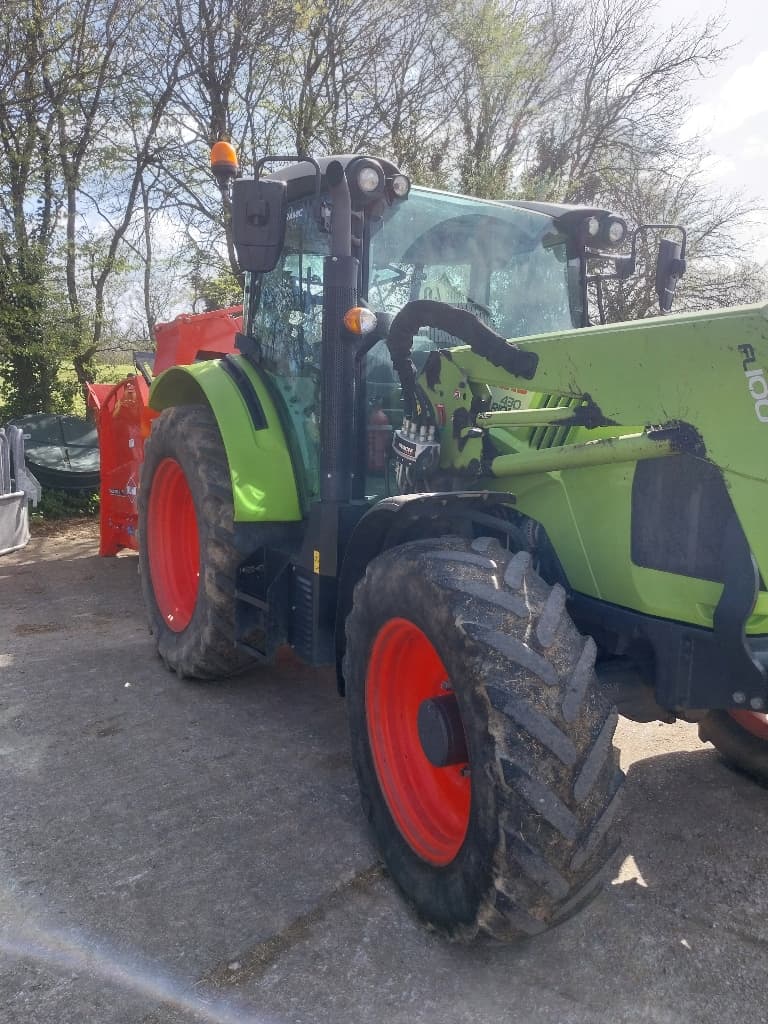 Tracteur chargeur CLAAS ARION 430 - photo principale