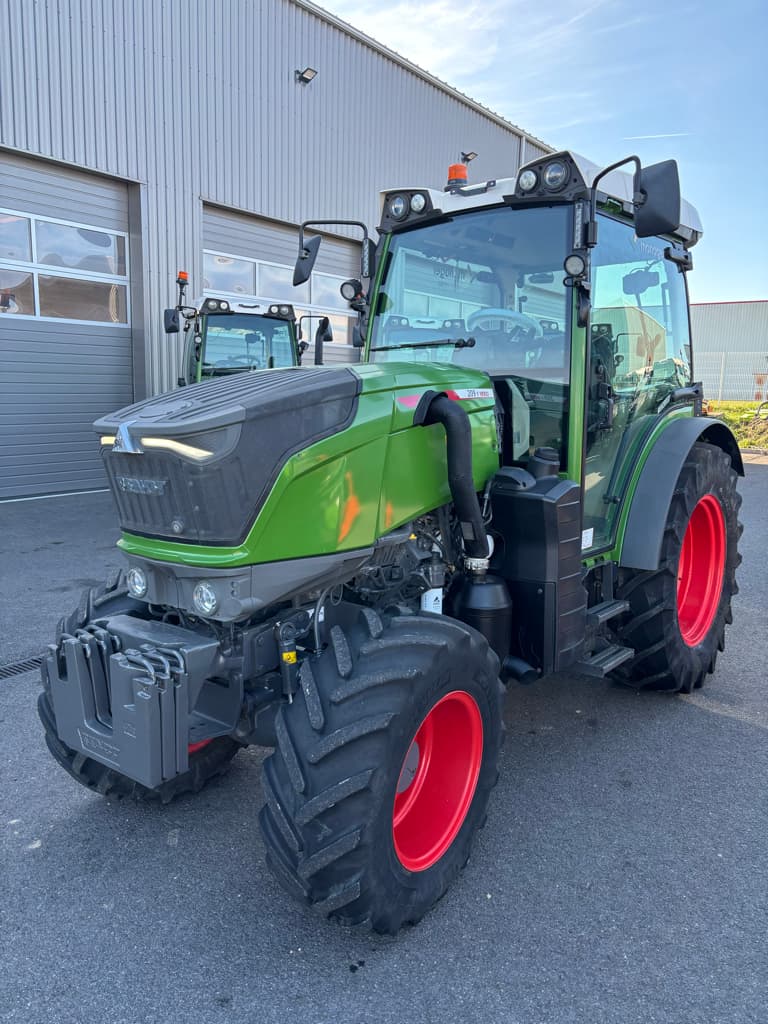 Tracteur FENDT 209F - photo principale