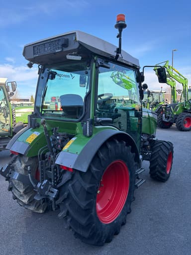 Tracteur FENDT 209F - photo 3