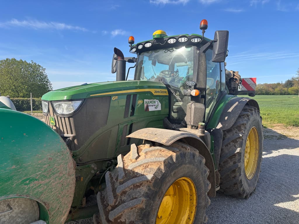 Tracteur JOHN DEERE 6R250 - photo principale
