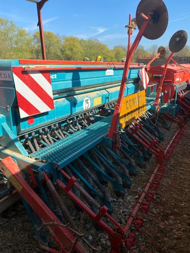 Combine de Semis KUHN HR 4001 M + SULKY COMPACT 4 M. - photo 4