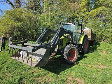 Tracteur chargeur CLAAS AXOS 320 - photo 2