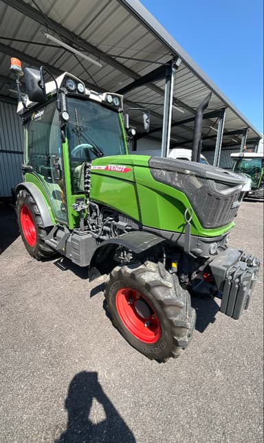 Tracteur FENDT 210V - photo 2