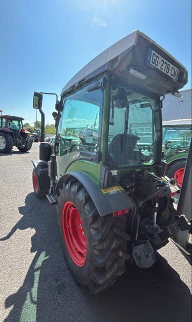 Tracteur FENDT 210V - photo 4