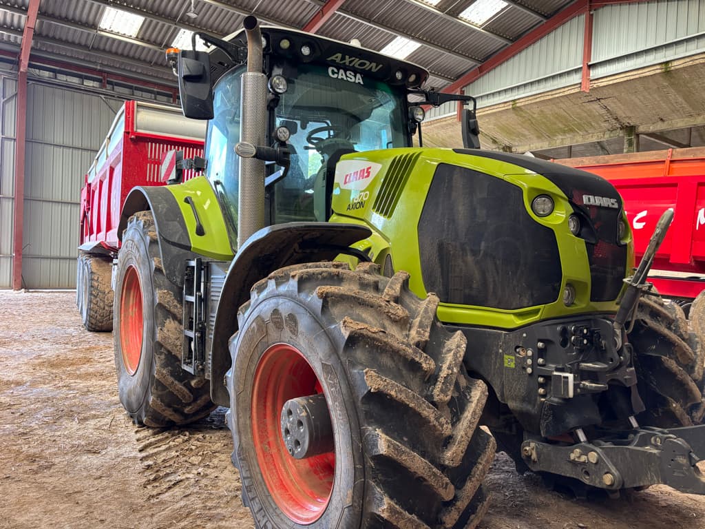 Tracteur CLAAS AXION 870 CMATIC - photo principale