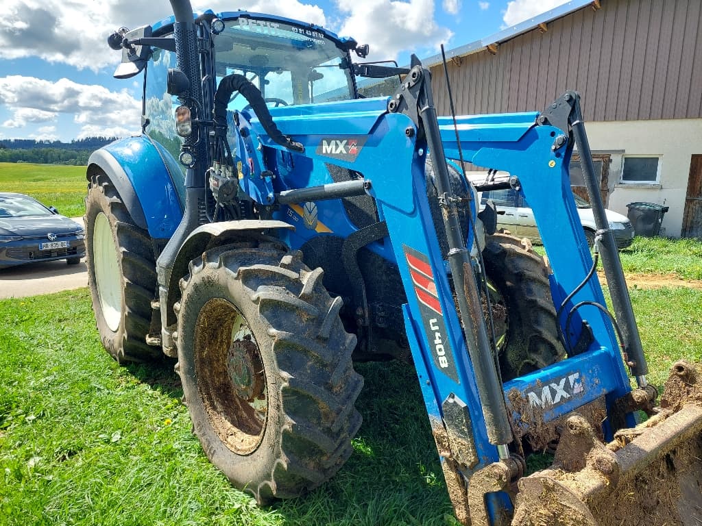 Tracteur chargeur NEW HOLLAND T5.120 - photo principale