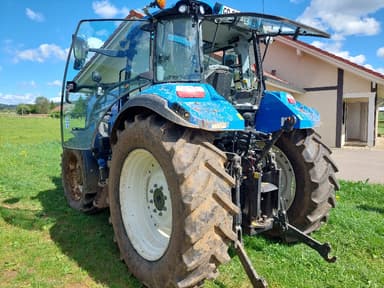 Tracteur chargeur NEW HOLLAND T5.120 - photo 4