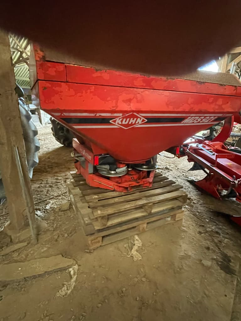 Epandeur engrais KUHN Mds 921 - photo principale