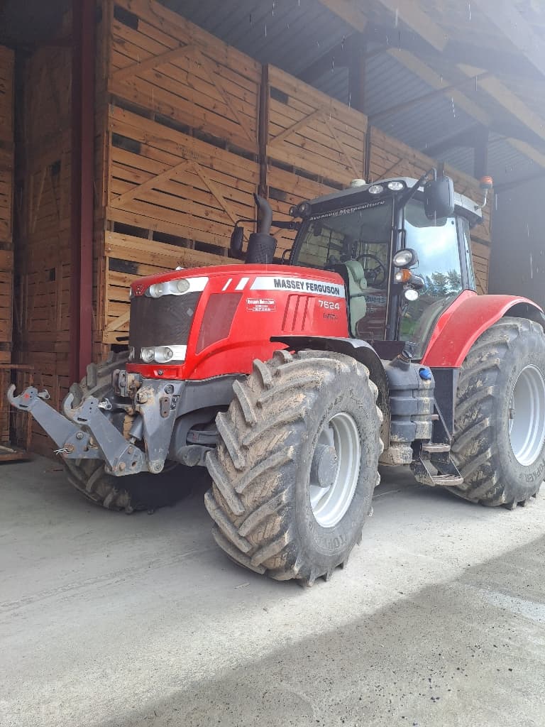 Tracteur MASSEY FERGUSON 7624 DYNA-6 ESSENTIAL - photo principale