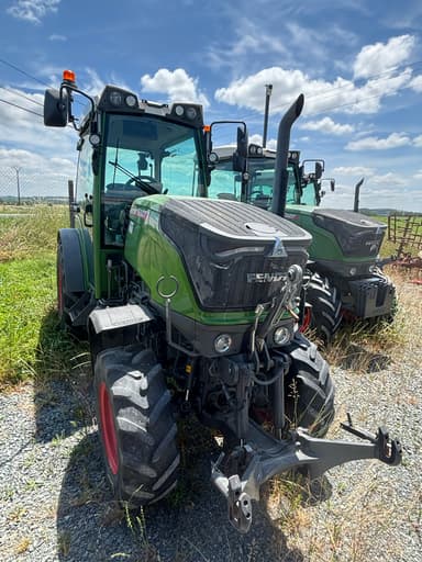 Tracteur FENDT 211V - photo 2