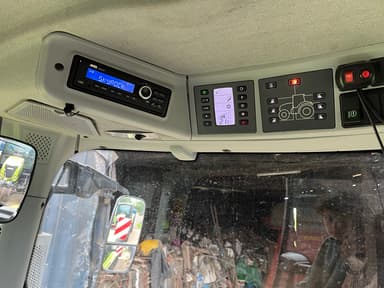 Tracteur CLAAS AXION 810 - photo 2