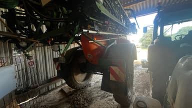 Pulverisateur AMAZONE UX 4200 - photo 3