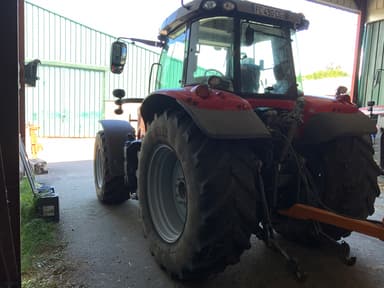 Tracteur MASSEY FERGUSON 7718S DYNA-6 EFFICIENT - photo 4