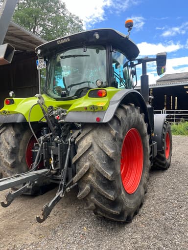 Tracteur CLAAS ARION 630 - photo 3