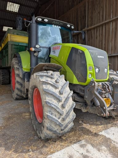 Tracteur CLAAS AXION 820 - photo 2
