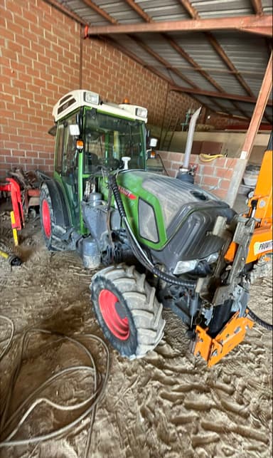 Tracteur fruitier FENDT 209V - photo 2