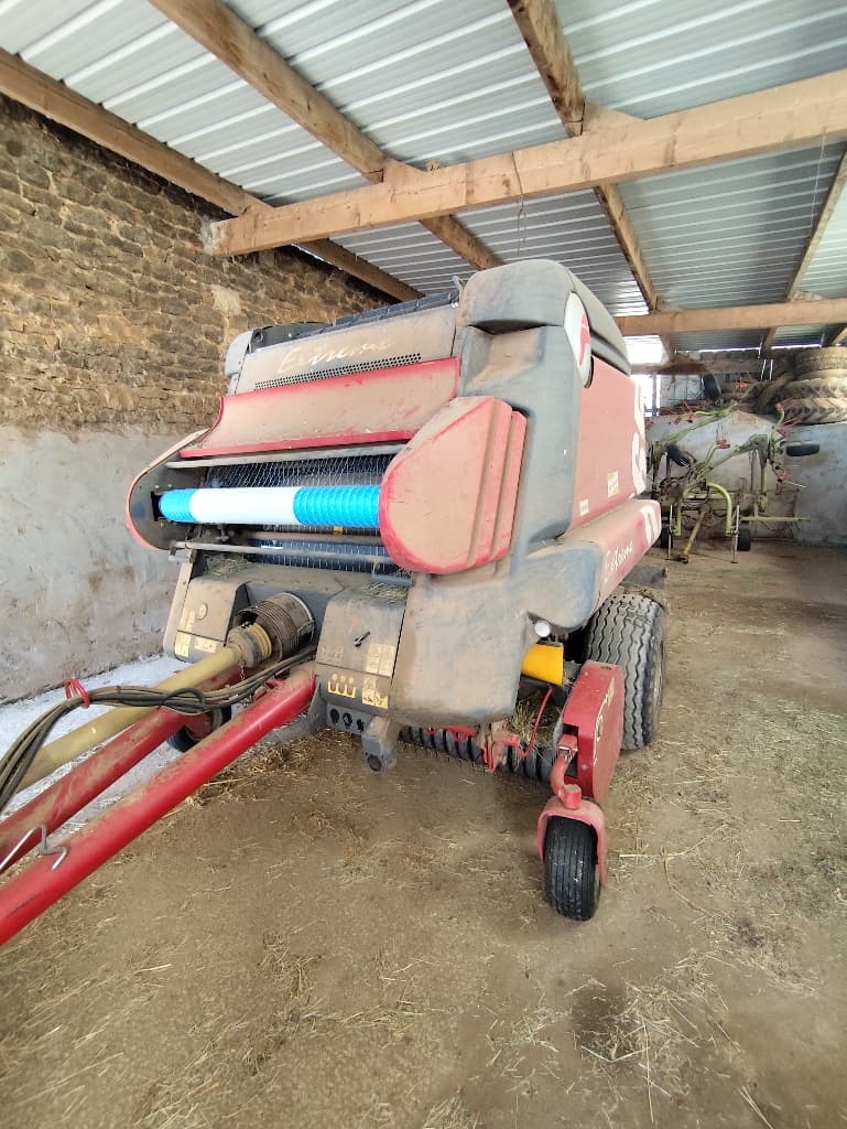 Presse balles rondes FERABOLI 265 HT - photo principale