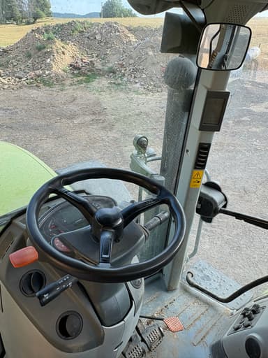 Tracteur CLAAS ARION 630 - photo 5