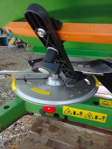 Epandeur engrais AMAZONE ZAM 1500 - photo 5