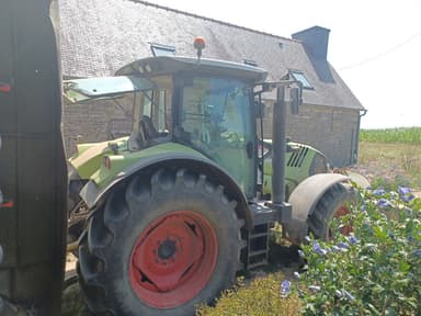 Tracteur CLAAS ARION 620 - photo 4