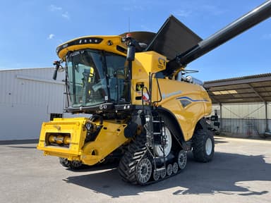Moissonneuse NEW HOLLAND CR8.90 - photo 4