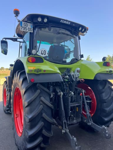 Tracteur CLAAS ARION 510  - photo 3