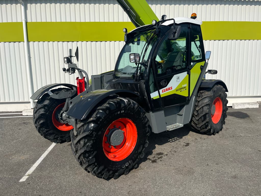 Telescopique CLAAS SCORPION 746 - photo principale
