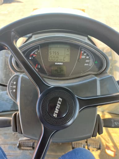 Tracteur CLAAS ARION 530 - photo 5