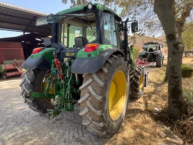 Tracteur chargeur JOHN DEERE 6230 STD - photo 3