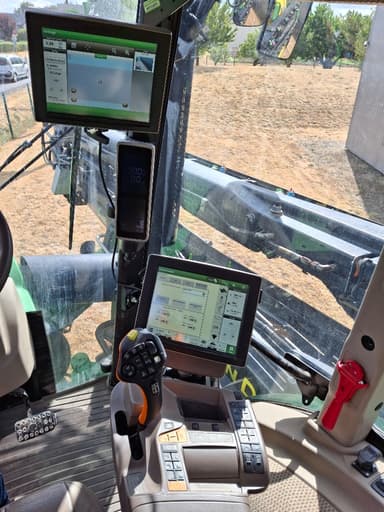 Pulverisateur automoteur JOHN DEERE R4150 - photo 3