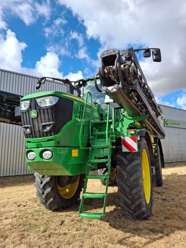 Pulverisateur automoteur JOHN DEERE R4150 - photo 5