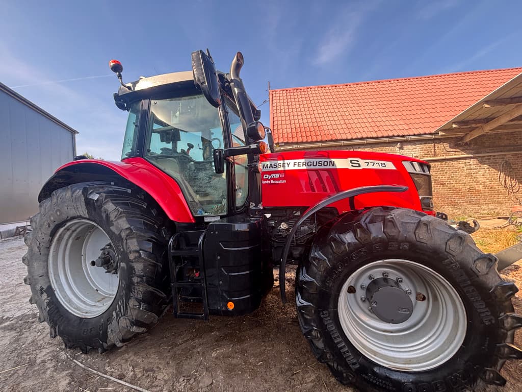 Tracteur MASSEY FERGUSON 7718S DYNA-6 EXCLUSIVE - photo principale