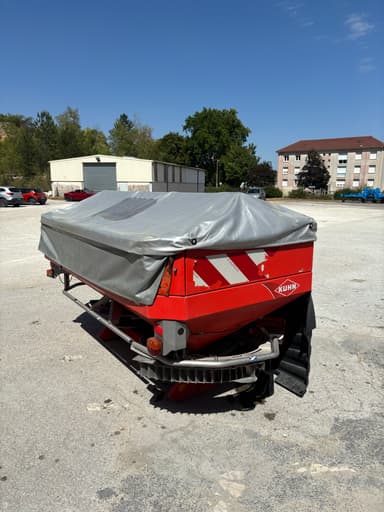 Epandeur engrais KUHN AXIS 20.1 W - photo 4