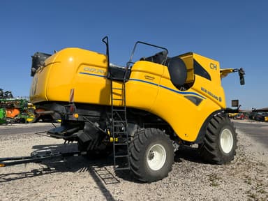 Moissonneuse NEW HOLLAND CH7.70 - photo 4