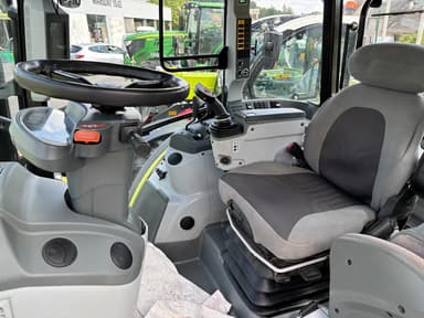 Tracteur CLAAS ARION 430 - photo 5