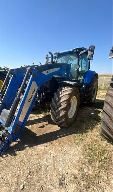 Tracteur chargeur NEW HOLLAND T7210 - photo 2