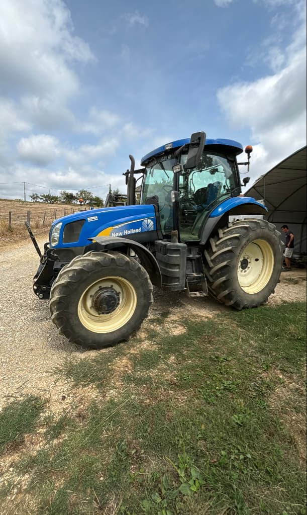 Tracteur NEW HOLLAND T6050 range command - photo principale