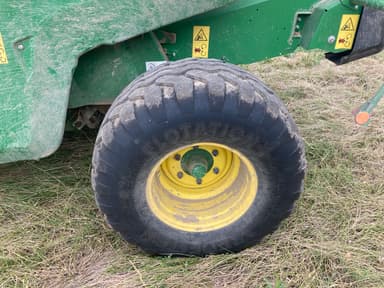 Presse balles rondes JOHN DEERE V451m - photo 5