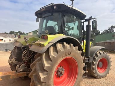 Tracteur CLAAS ARION 650 - photo 3